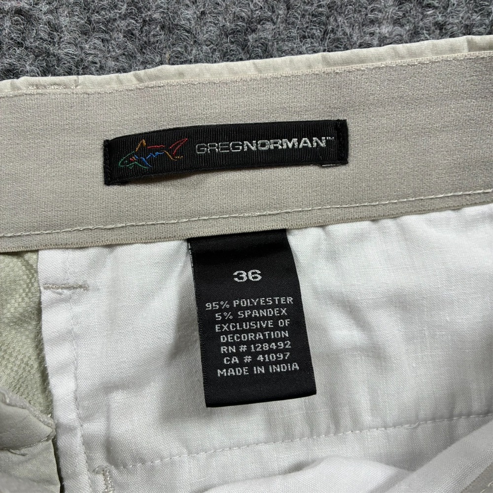 Greg Norman Mens Chino Shorts Size 38 Tropical Leaf Print Outdoor Mid Rise - Picture 3 of 9